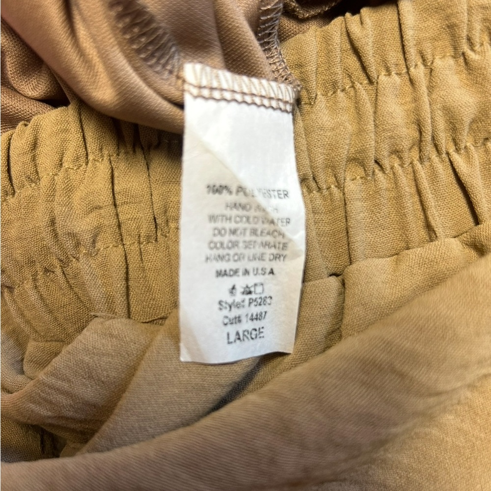Willow Tree Tan Elastic Waistband Shorts and shirt Set - Picture 8 of 8